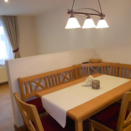 דירה Haus Schwarzenbacher *